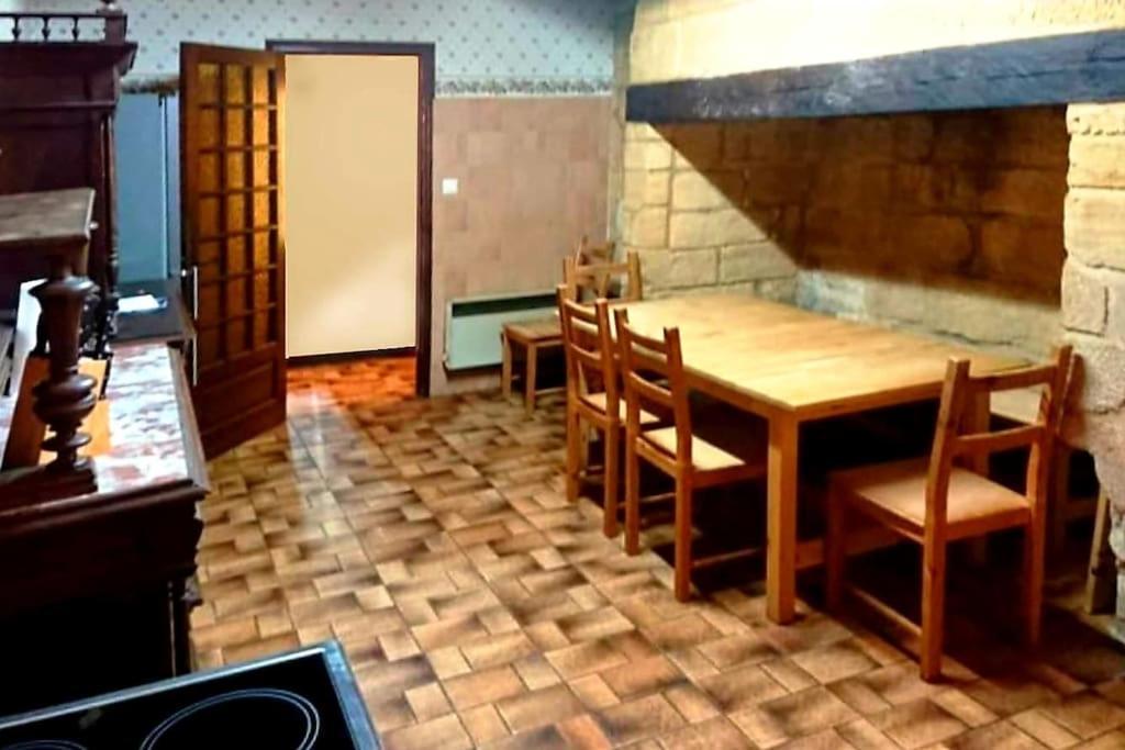 Demeure Du Xiiie-Xive S. Dans La Cite Medievale. Ґурдон-ен-керсі Екстер'єр фото